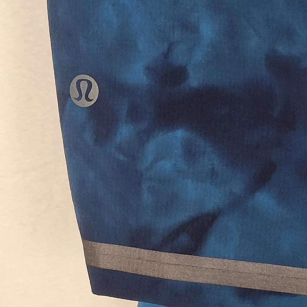 Lululemon Men's Surge Lined Shorts M blue tie-dye‎ reflective details
